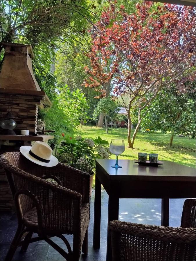Las Casonas De Avellaneda Navia Exteriör bild
